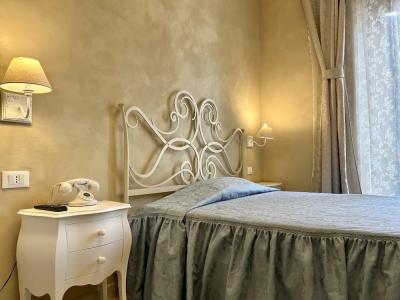 Boutique Calais Milano - 18