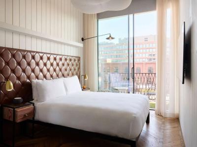 The Williamsburg - 104