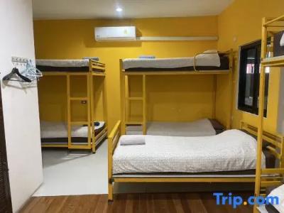 Phuket Sunny Hostel - 39