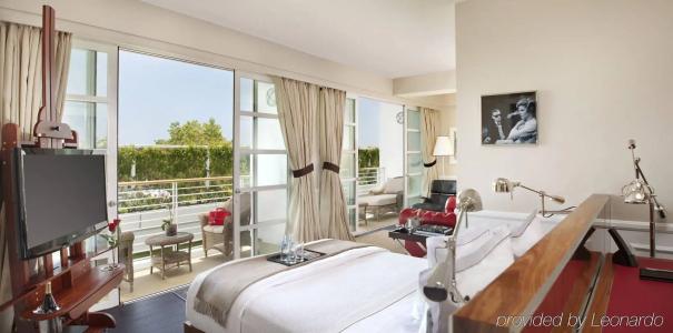 Mr c Beverly Hills - 6