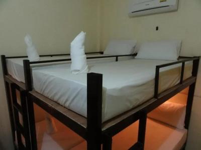 Seventeen Hostel - 20