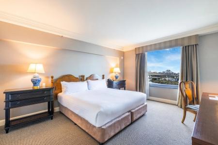 Stamford Plaza - 117