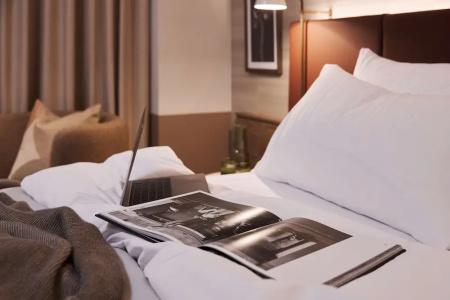 Rydges - 71
