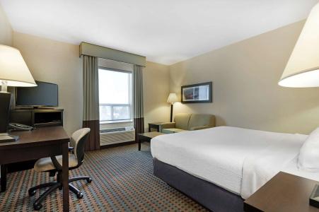 Best Western Pacific Inn - 88
