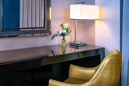 Royal Sonesta Boston - 87