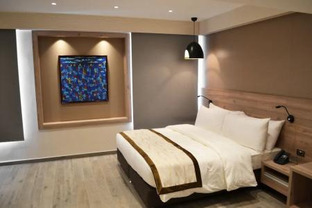 Ambassador, a Boutique - 22