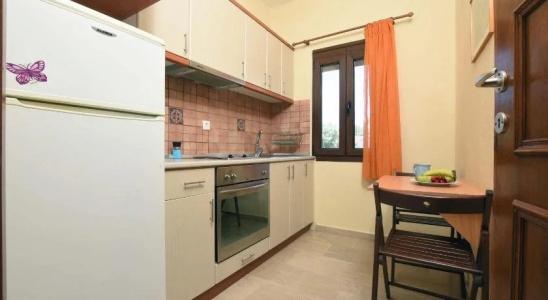 Haus Platanos & Bungalows by the Sea - 9
