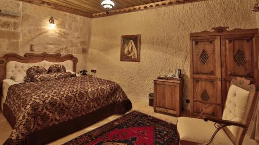 Phocas Cave Suites - 42