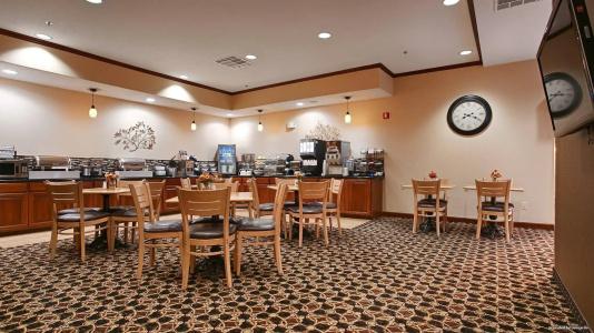 Best Western Plus Airport - Kci East - 28