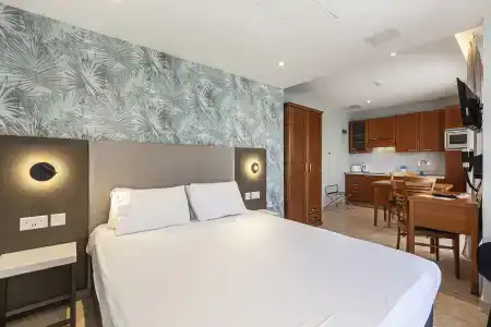 Pergola & Spa - 5
