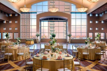 Sheraton New Orleans - 38