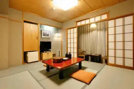 Yamatoya Honten Ryokan Osaka - 42