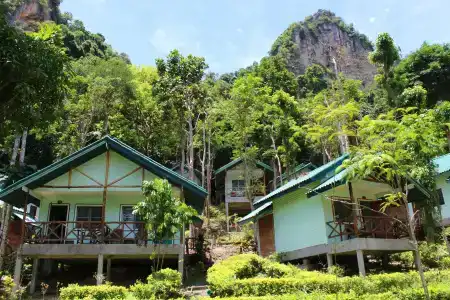 Chill Out Bar and Bungalows - 8