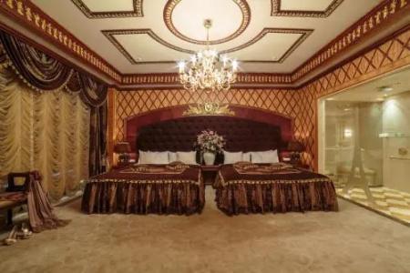 Royal Casino Spa & Resort - 19