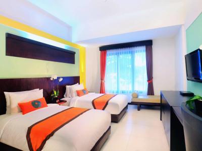 Ozz Kuta Bali - 1