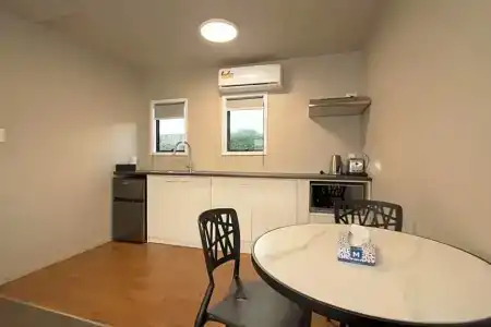 Middlemore - 34