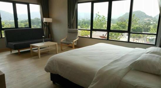 Grandsiri KhaoYai - 6