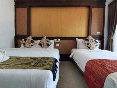 Lanta for Rest Boutique - 100