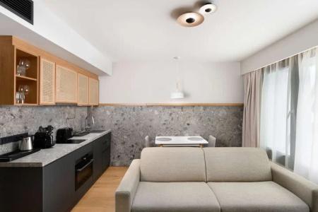 Mercure - 83
