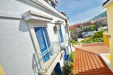 Villa Velzon Guesthouse - 100