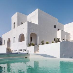 Voca & Suites - 1