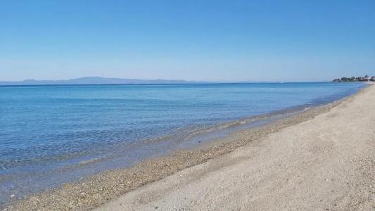 Akrogiali Exclusive (Adults Only) - 18