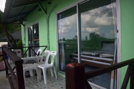 Phi Phi Cliff Beach Resort-Sha Plus - 37