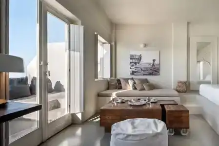 West East Suites - 69
