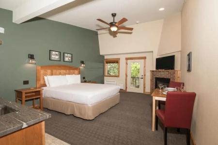 The Maxwell Inn - 36