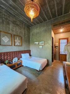 The Buffalo Amphawa - 49