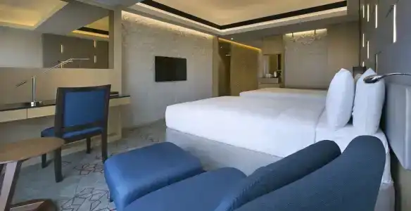 Le Meridien - 90