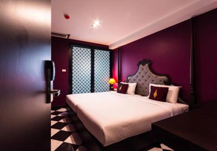 Violet Tower at Khaosan Palace - 2