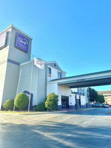 Sleep Inn and Suites Central / I-44 - 22