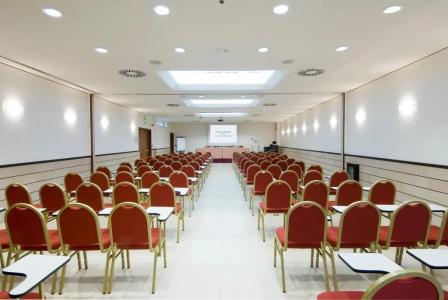 Club House - 18