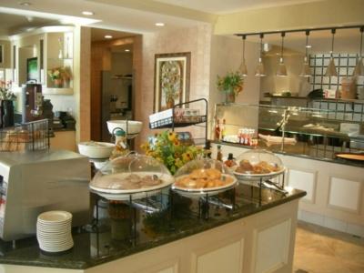 Hilton Garden Inn Las Vegas/Henderson - 12
