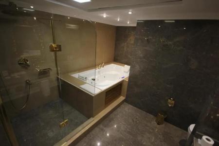 Grand Altuntas - 33