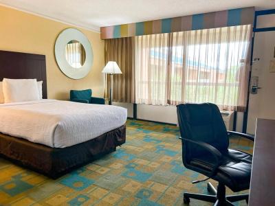 Quality Inn At International Drive Orlando - 5
