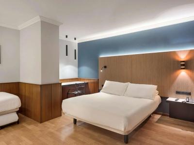 Ibis Styles Figueres Ronda - 25