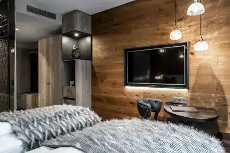 Block & Living - 60