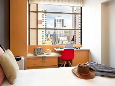 ibis World Square - 61