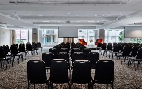 Rydges - 21