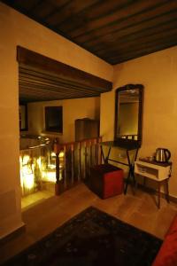 Heritage Cave Inn - 123