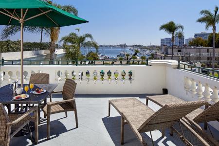 Glorietta Bay Inn - 46