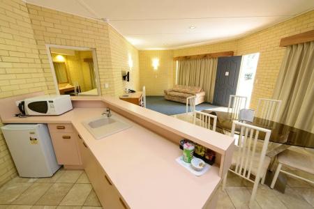 Bundaberg International Motor Inn - 90
