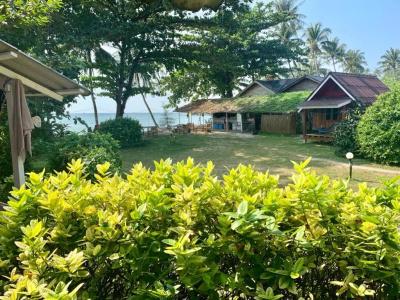Colorful Hut - 32