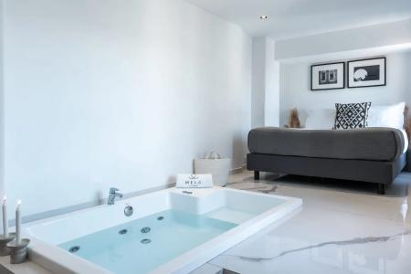 Melo Athens - 163