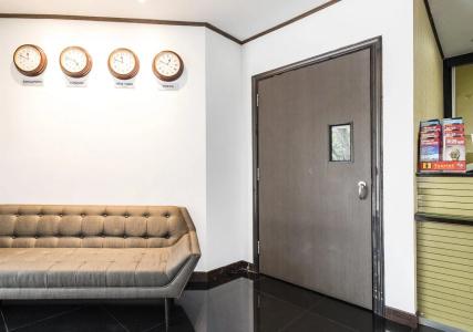 Rest Bugis (Sg Clean, Staycation Approved) - 8