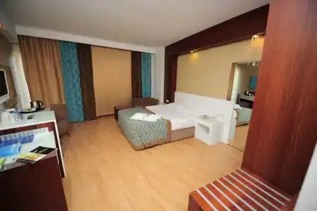 Seaden Sea World Resort & Spa - 3