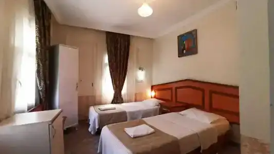 Ideal Pension - 26