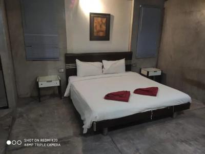 Amarin Patong - 39